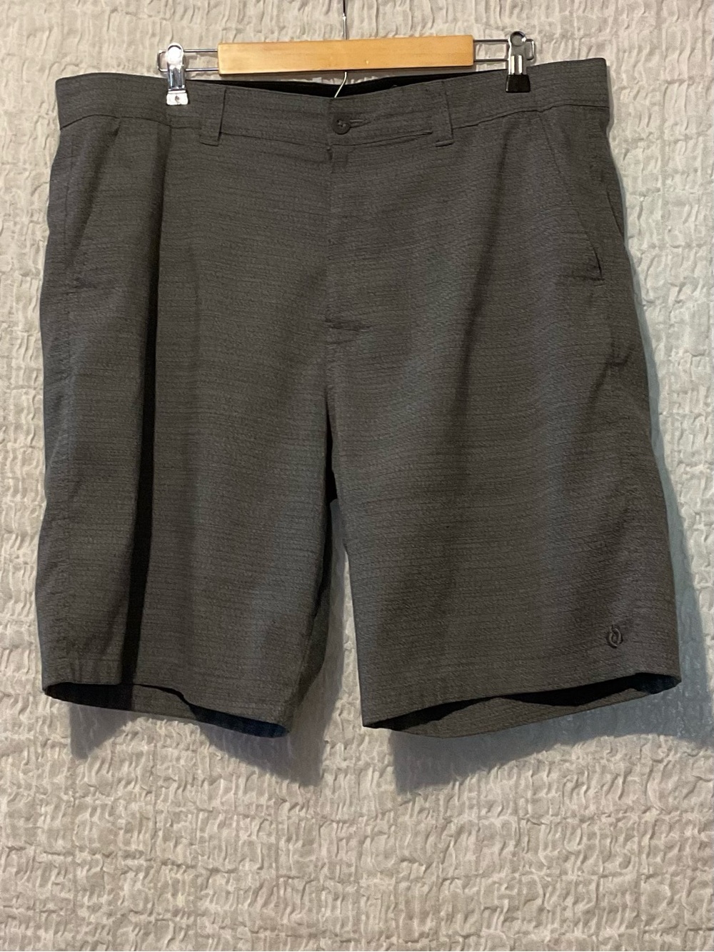 Hang Ten Gray Hybrid Golf Shorts Men’s Size 38 Stretch Performance Casual - Picture 2 of 6